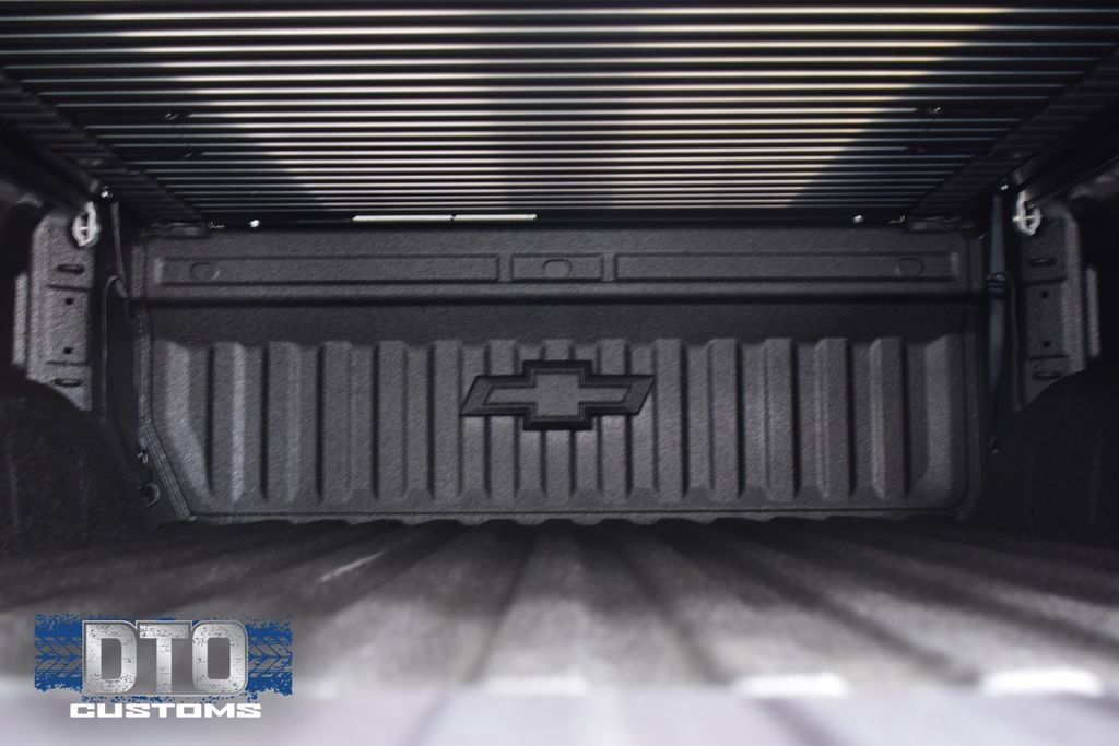 Used 2025 Chevrolet Silverado 1500 ZR2 w/ Technology Package AWD/4WD image 28