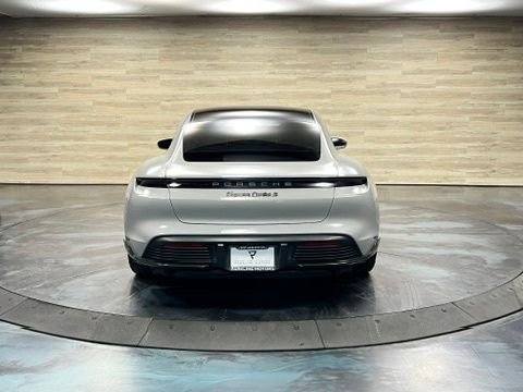 Used 2021 Porsche Taycan Turbo S AWD/4WD image 17
