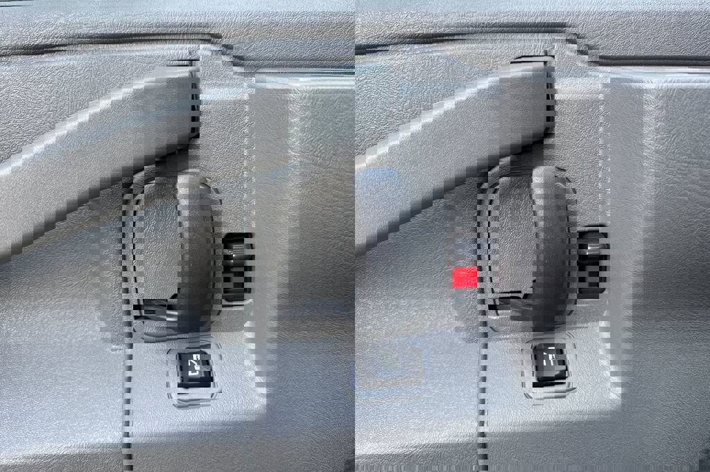 New 2026 Chevrolet Express 3500 w/ Power Convenience Package image 11