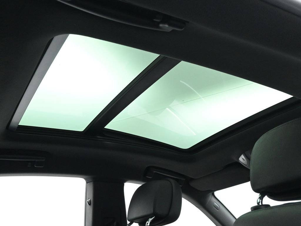 Used 2022 Maserati Levante Modena image 20