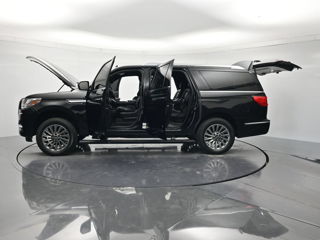 Used 2020 Lincoln Navigator L 4WD image 46