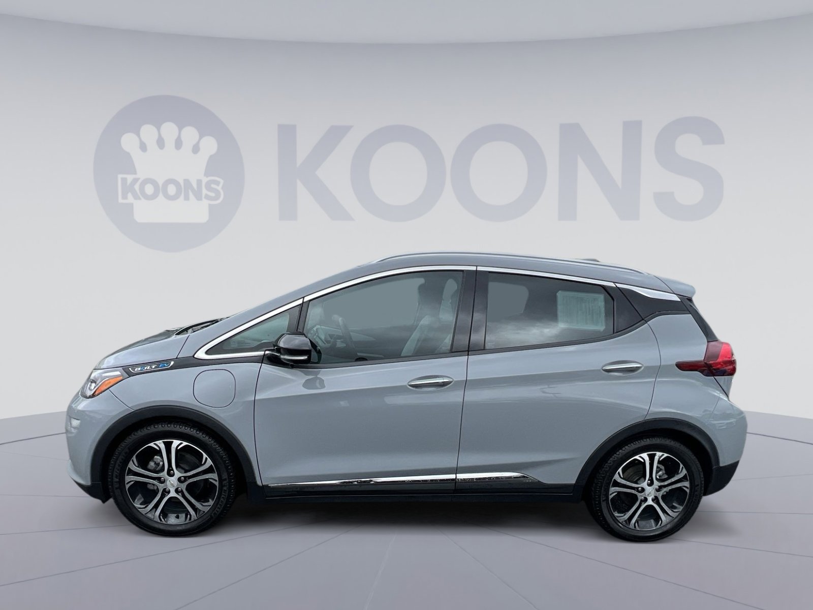 Used 2019 Chevrolet Bolt Premier w/ Infotainment Package image 2