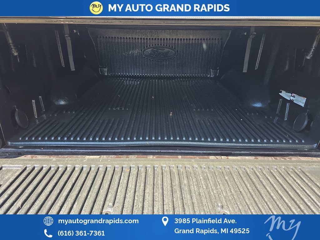 Used 2019 Ford F150 XLT w/ Equipment Group 302A Luxury AWD/4WD image 32