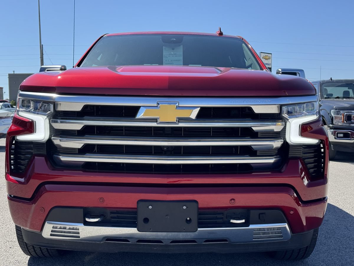 Used 2026 Chevrolet Silverado 1500 High Country w/ Technology Package AWD/4WD image 7