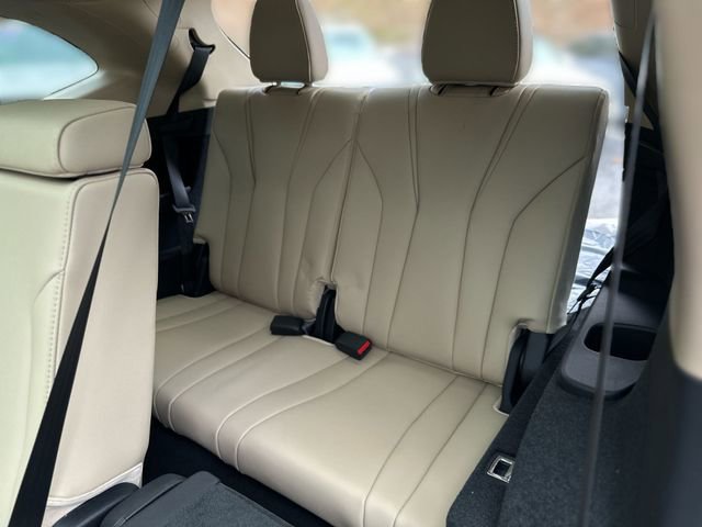 New 2026 Acura MDX SH-AWD image 25