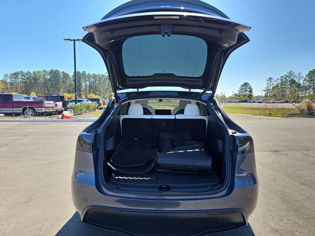 Used 2021 Tesla Model Y Performance image 16