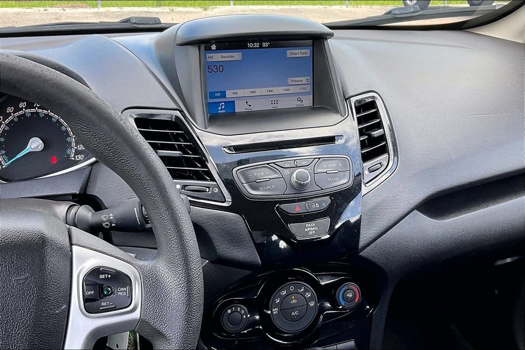 Used 2019 Ford Fiesta SE w/ Equipment Group 201A FWD image 9