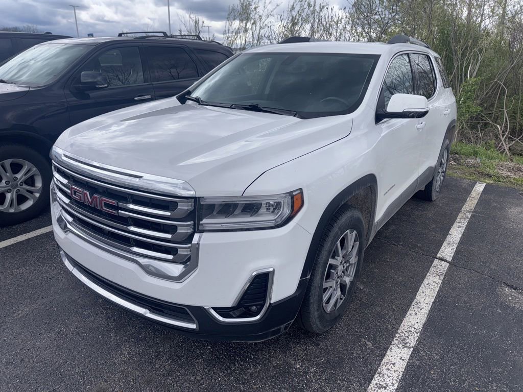 Used 2020 GMC Acadia SLT w/ LPO, Floor Liner Package FWD image 2