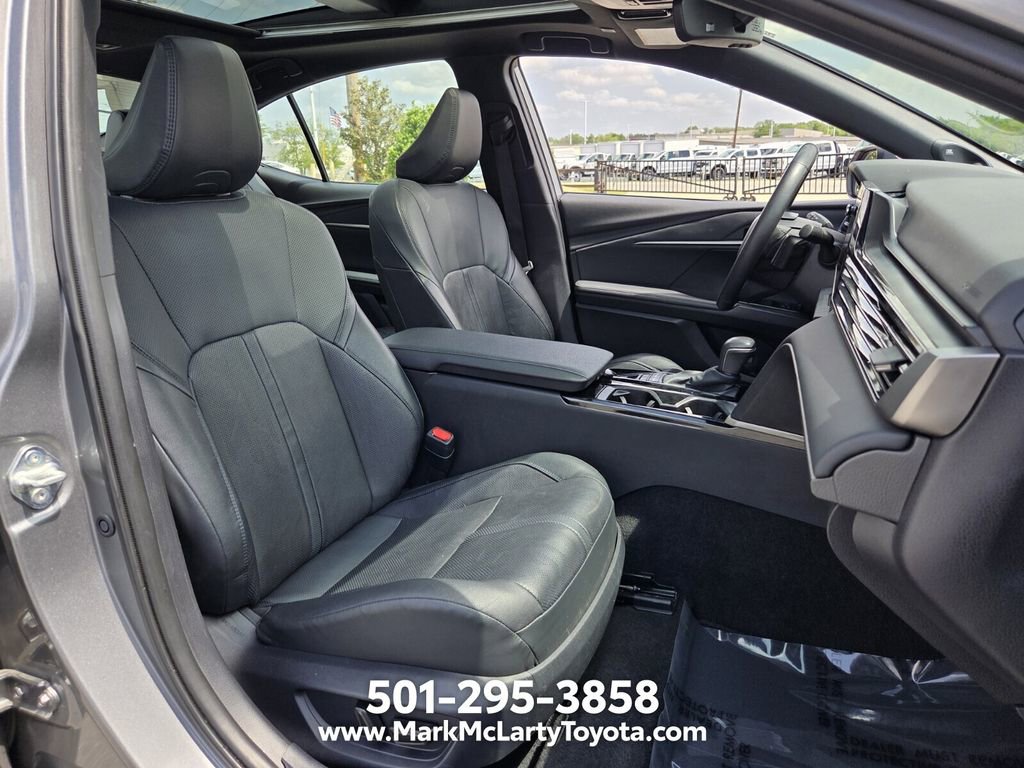 Used 2025 Toyota Camry XSE w/ Premium Package FWD image 15
