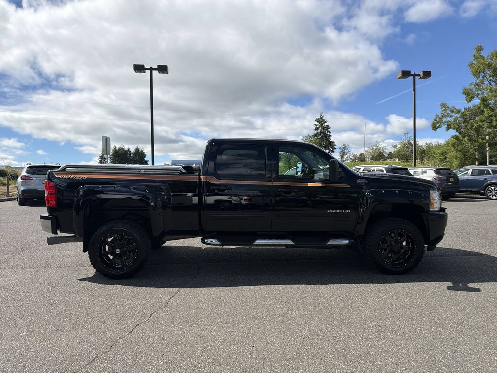 Used 2014 Chevrolet Silverado 2500 LTZ AWD/4WD image 2