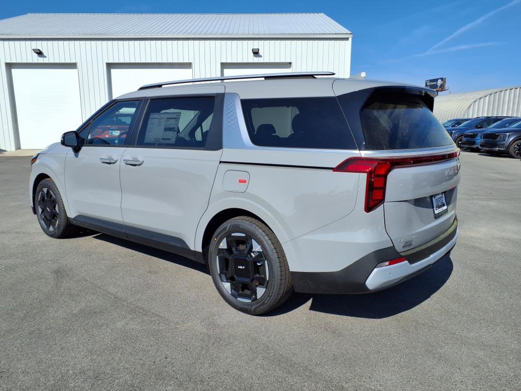 New 2026 Kia Carnival EX image 4
