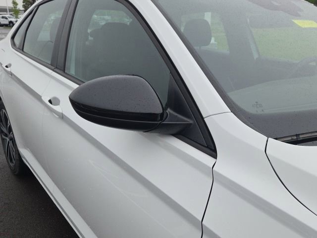 Used 2024 Volkswagen Jetta Sport FWD image 5