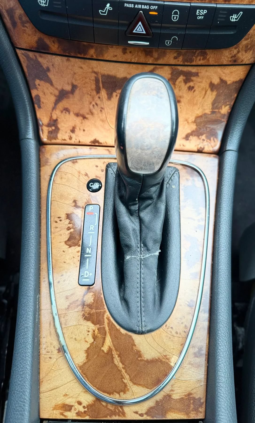 Used 2004 Mercedes-Benz E 320 Sedan image 17