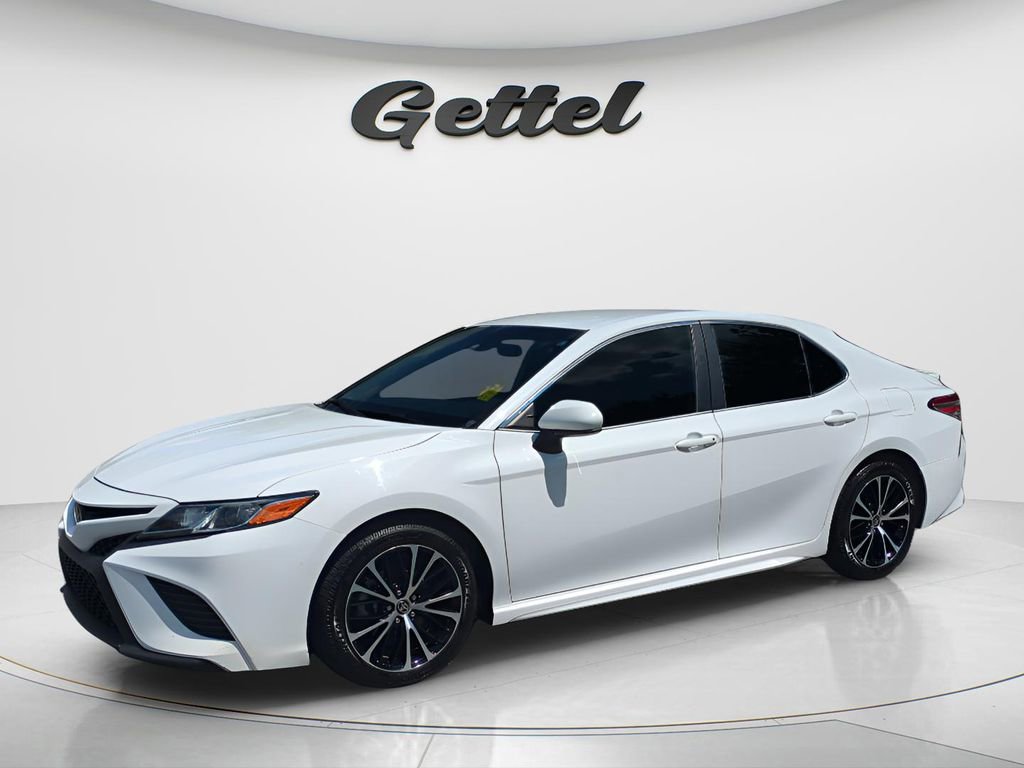 Used 2020 Toyota Camry SE
