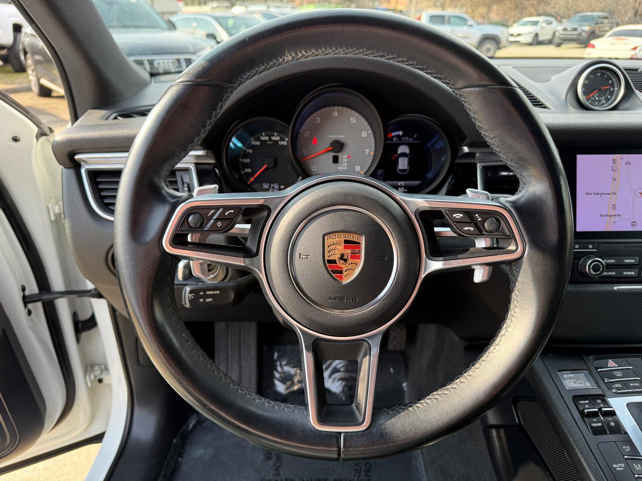 Used 2017 Porsche Macan S image 16