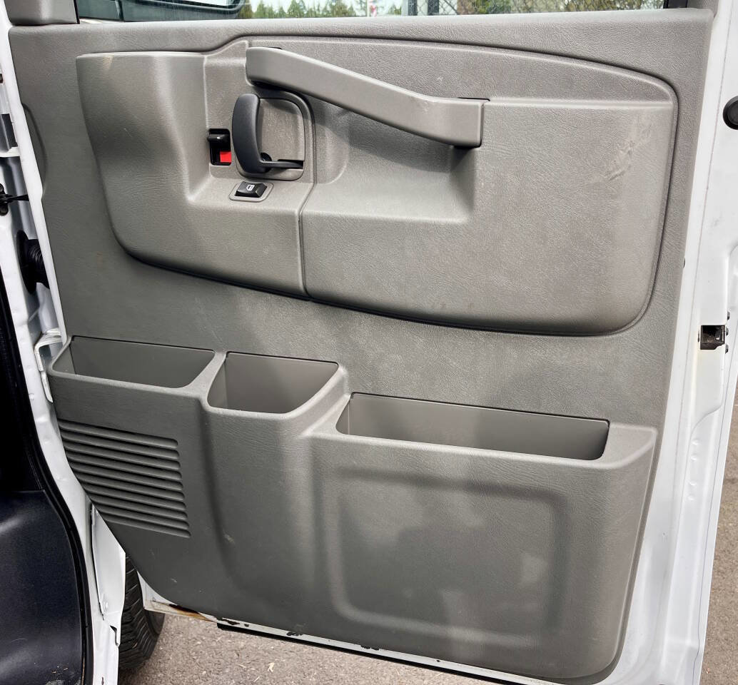 Used 2016 Chevrolet Express 2500 w/ Cold Climate Package image 18