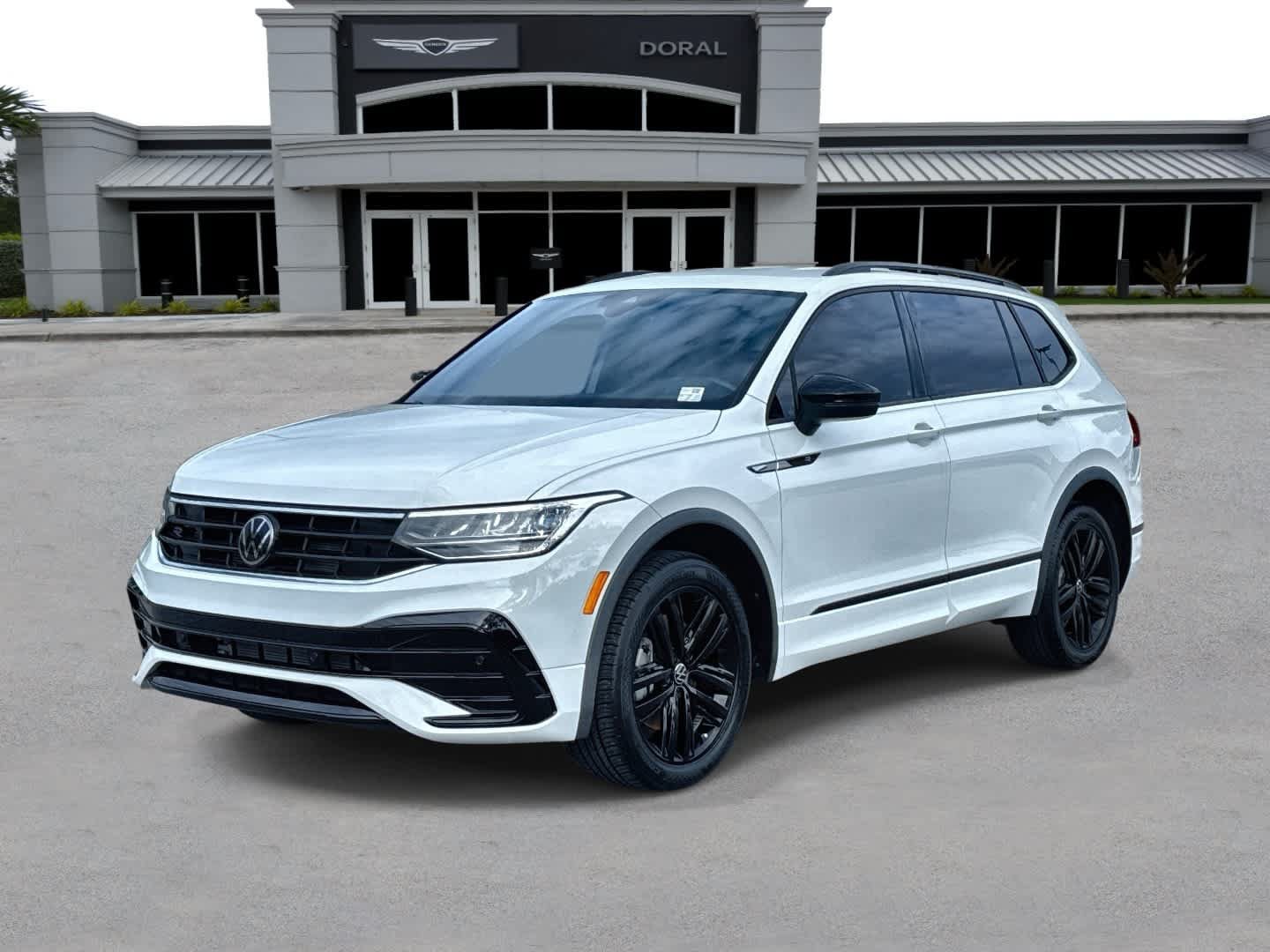 Used 2022 Volkswagen Tiguan SE R-Line