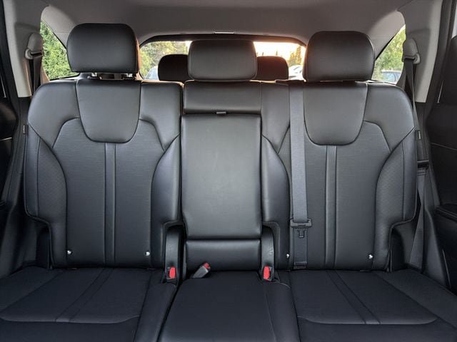 Used 2024 Kia Sorento S w/ Panoramic Sunroof Package FWD image 29