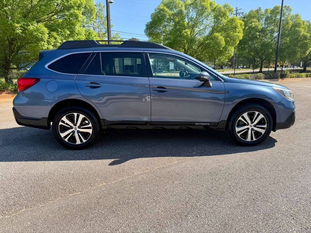 Used 2018 Subaru Outback 2.5i Limited AWD/4WD image 5