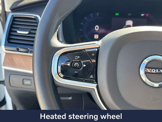 Used 2023 Volvo XC90 B6 Plus image 28