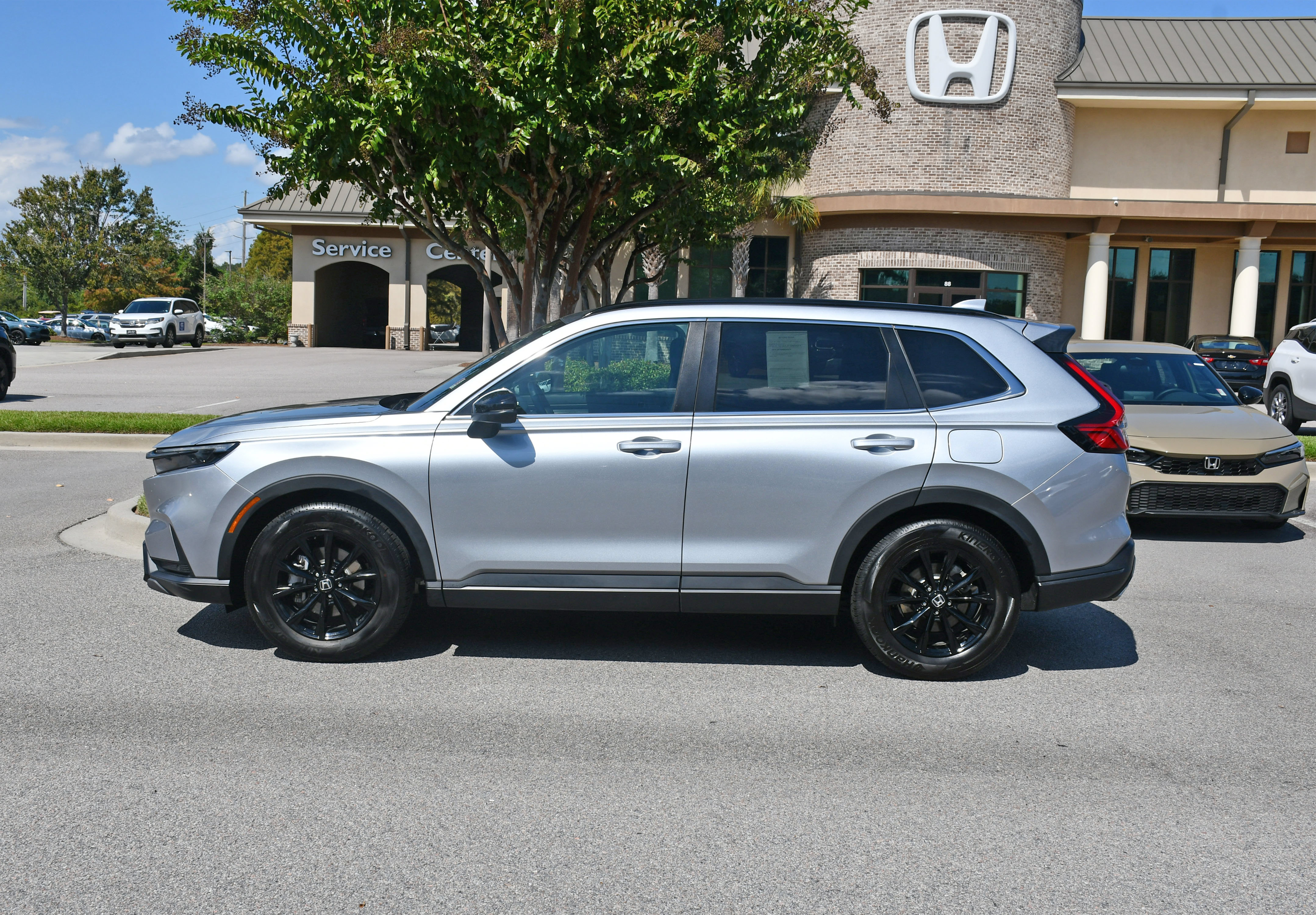 Certified 2025 Honda CR-V Sport-L image 2