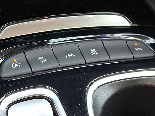 Used 2021 Buick Envision Essence w/ Technology Package I image 27