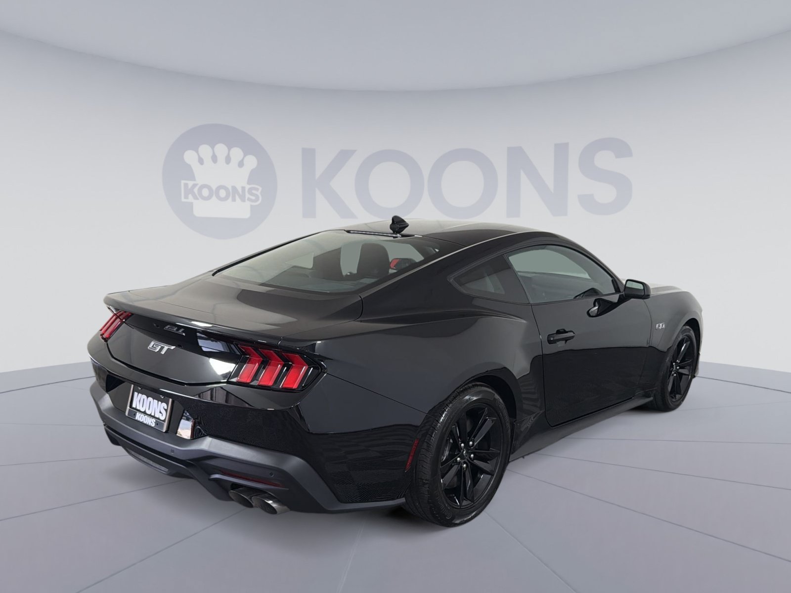 Used 2025 Ford Mustang GT RWD image 7