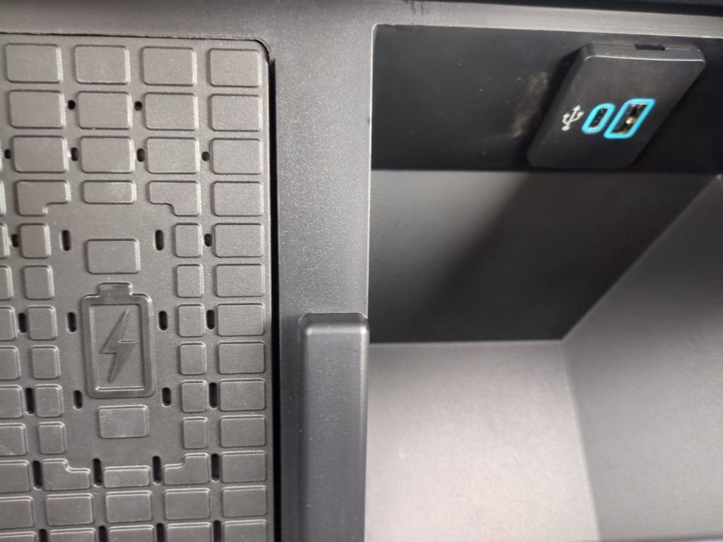 New 2026 Ford F350 Lariat w/ Chrome Package image 27