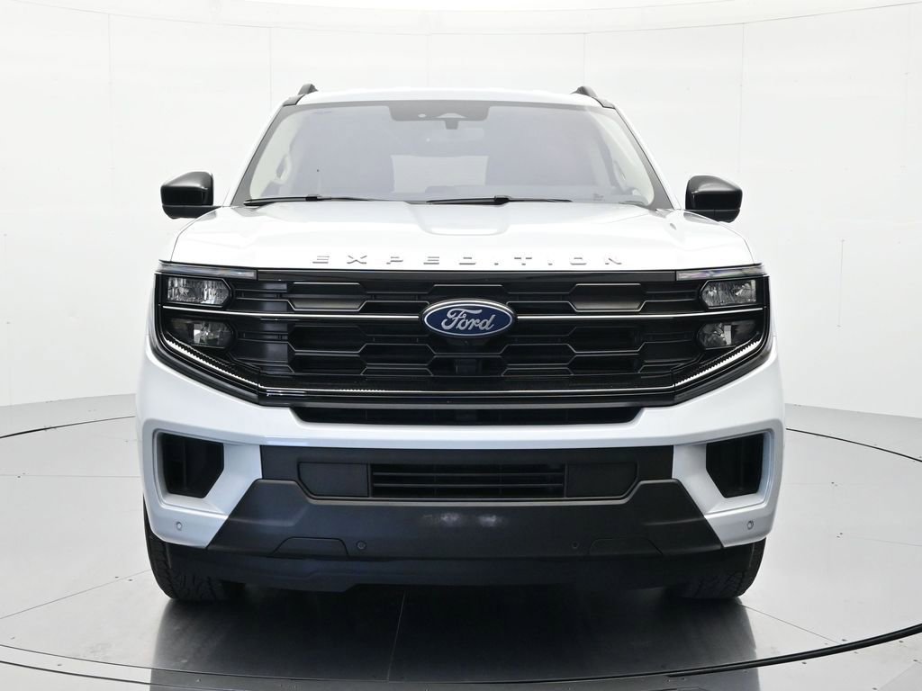 Certified 2025 Ford Expedition Max Active RWD image 2