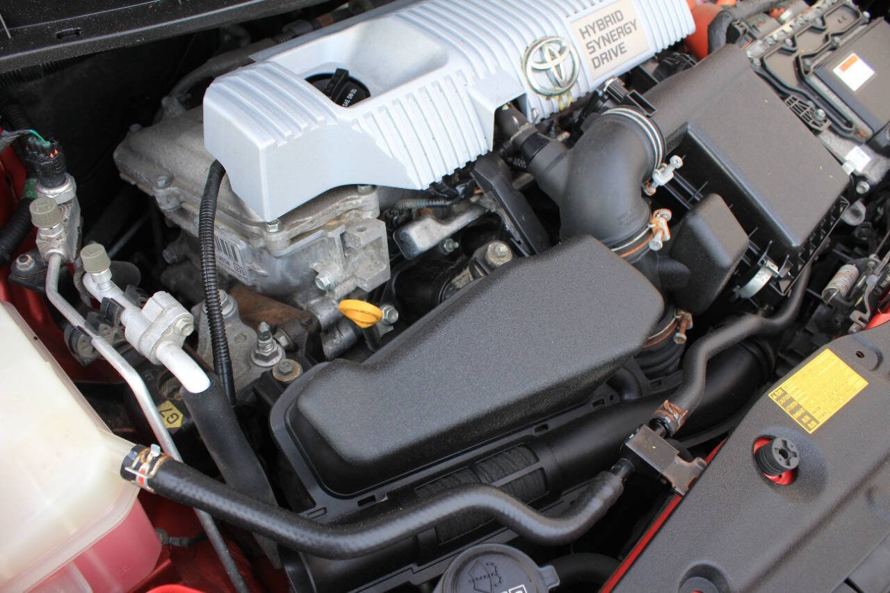 Used 2014 Toyota Prius Four FWD image 25