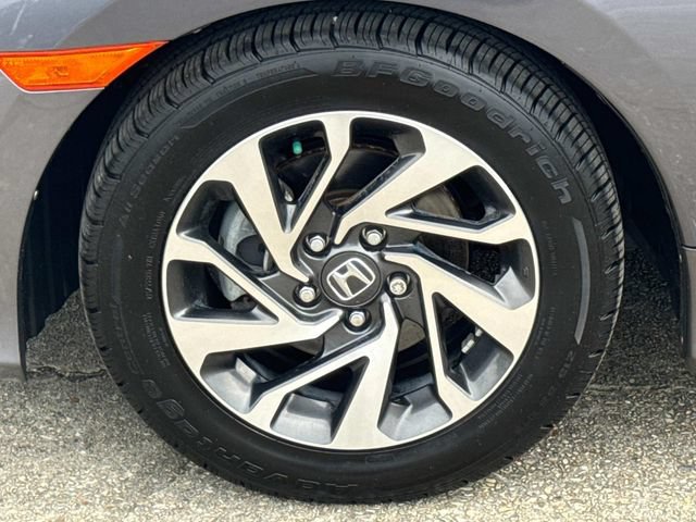 Used 2017 Honda Civic EX image 4