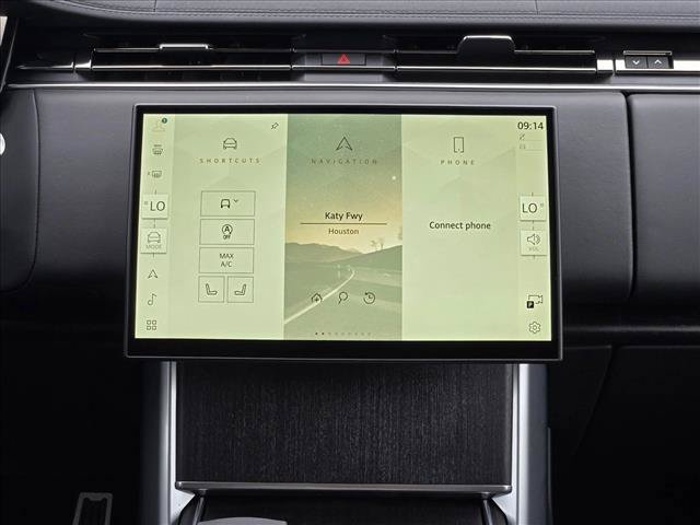 New 2026 Land Rover Range Rover Long Wheelbase SE AWD/4WD image 12