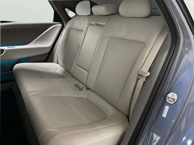 Used 2025 Hyundai Ioniq 6 SEL RWD image 70