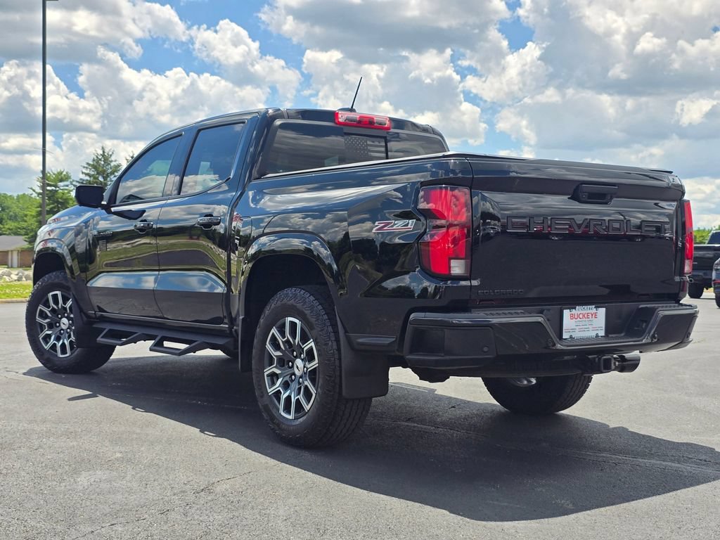 Used 2024 Chevrolet Colorado Z71 w/ Z71 Convenience Package 2 AWD/4WD image 6