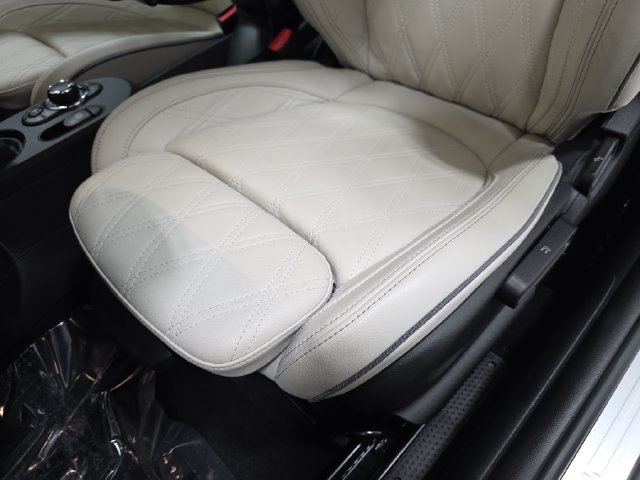 Certified 2024 MINI Cooper SE FWD image 23