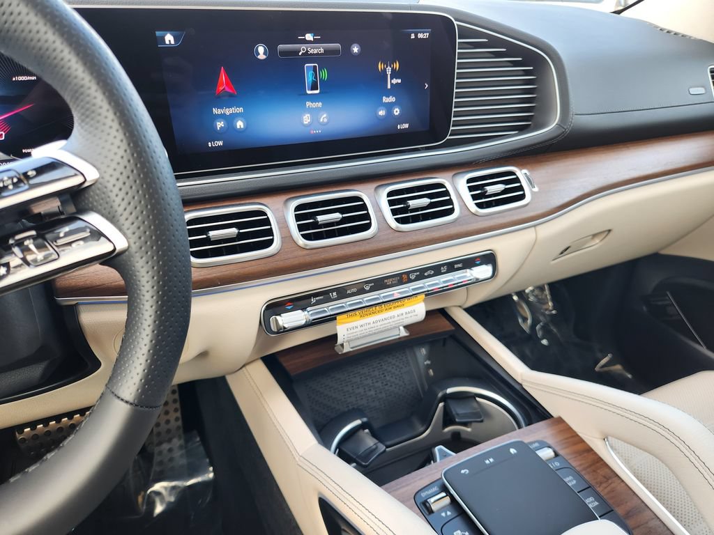 New 2026 Mercedes-Benz GLS 580 4MATIC image 26