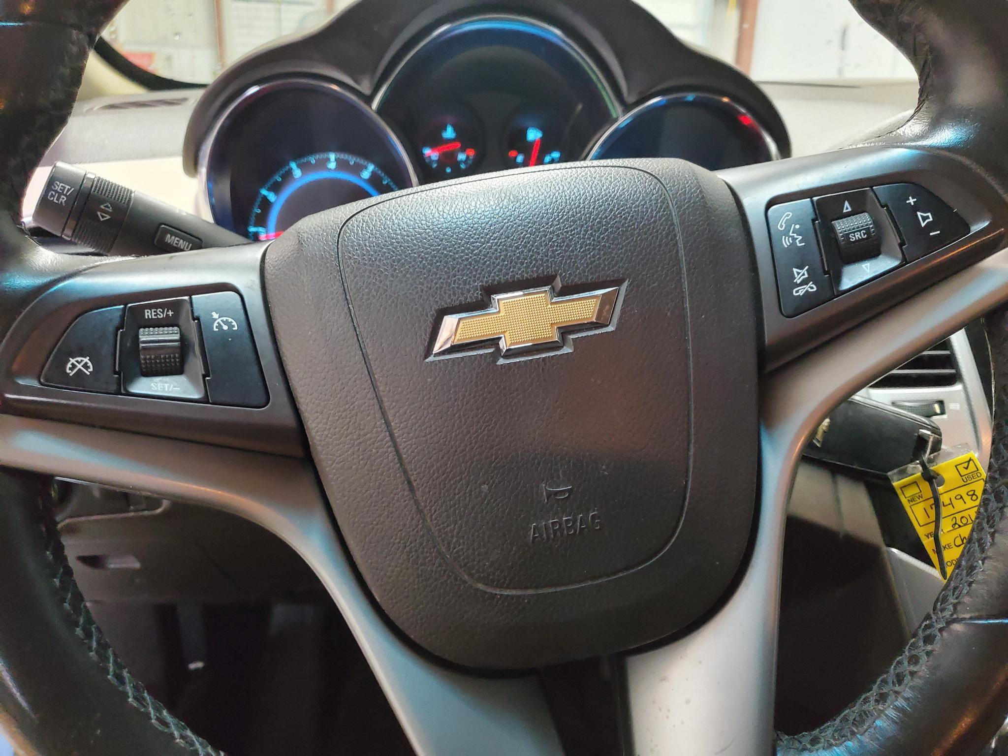 Used 2011 Chevrolet Cruze LTZ FWD image 22