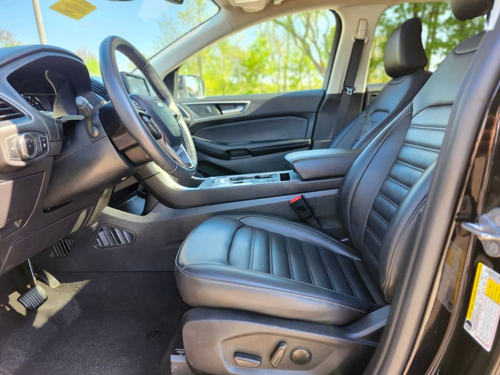 Certified 2024 Ford Edge SEL w/ Convenience Package AWD/4WD image 18