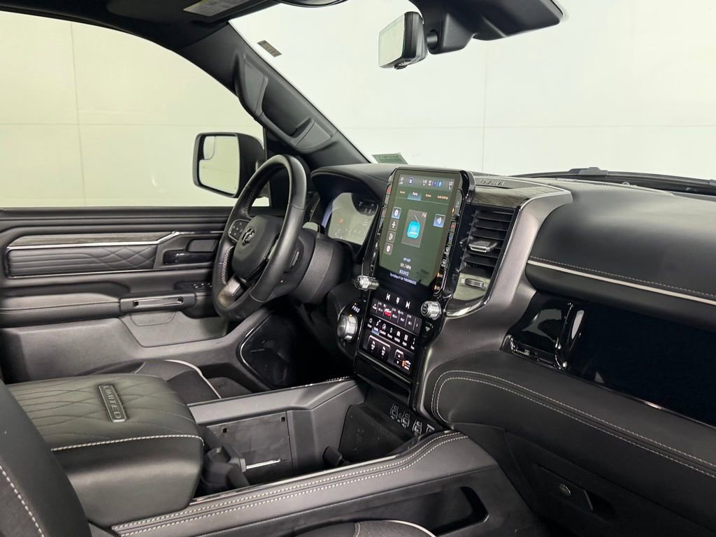 Used 2025 RAM 1500 Limited AWD/4WD image 29