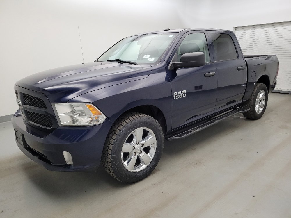 Used 2018 RAM 1500 Express w/ Express Value Package AWD/4WD image 2