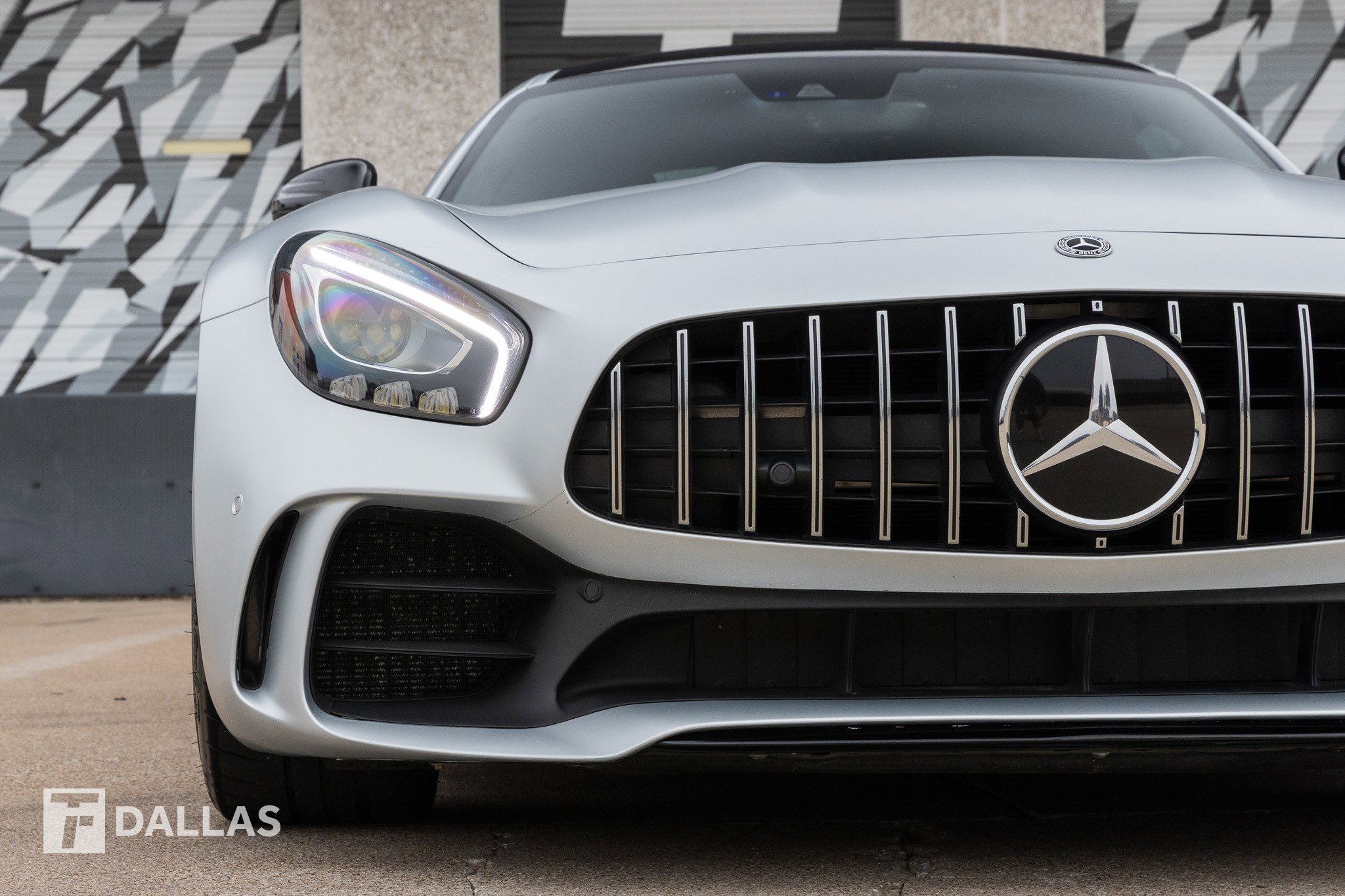 Used 2018 Mercedes-Benz AMG GT R image 4