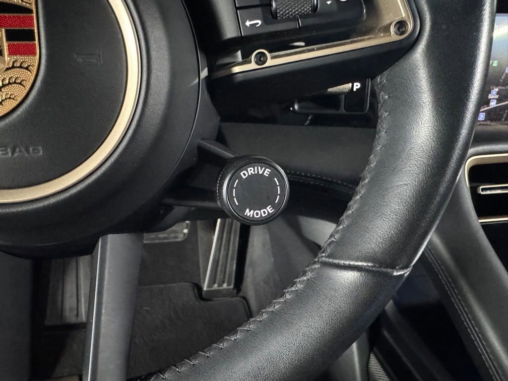 Used 2020 Porsche Taycan Turbo S image 32