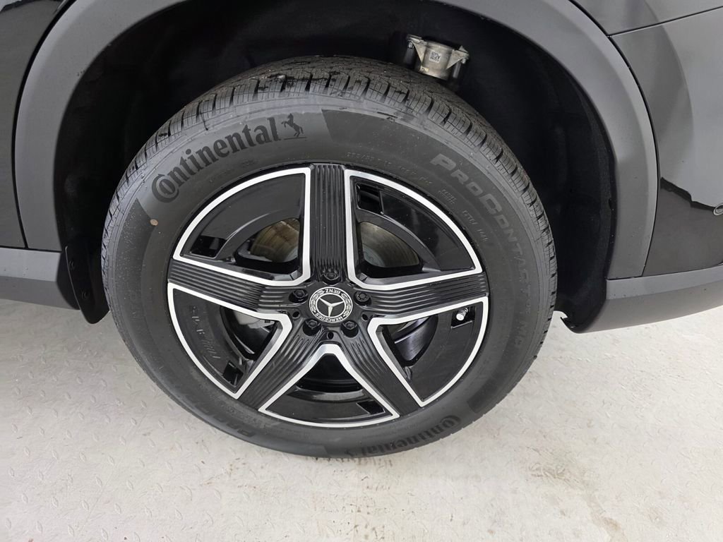 New 2026 Mercedes-Benz GLC 300 image 14