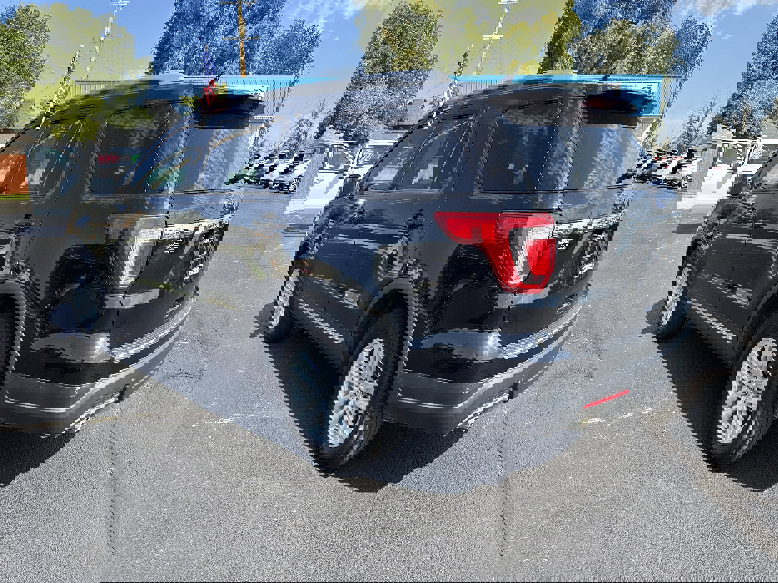 Used 2018 Ford Explorer XLT w/ Equipment Group 202A image 10