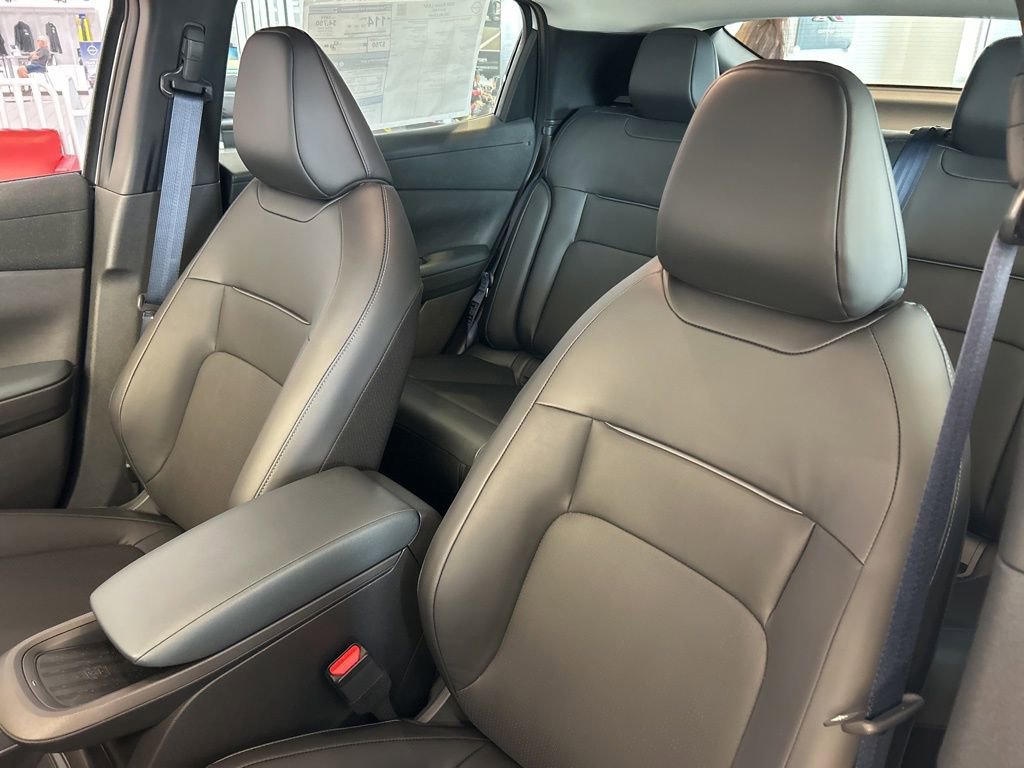 New 2026 Nissan Leaf SV+ w/ Floor Mat Package (SV+) image 22