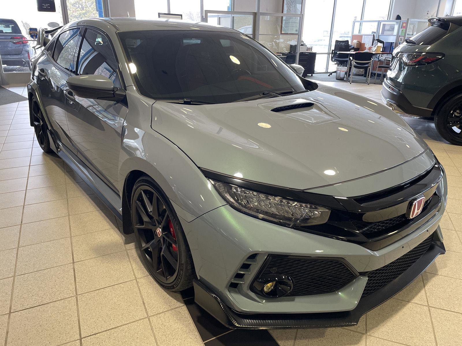 Used 2019 Honda Civic Type R video 1