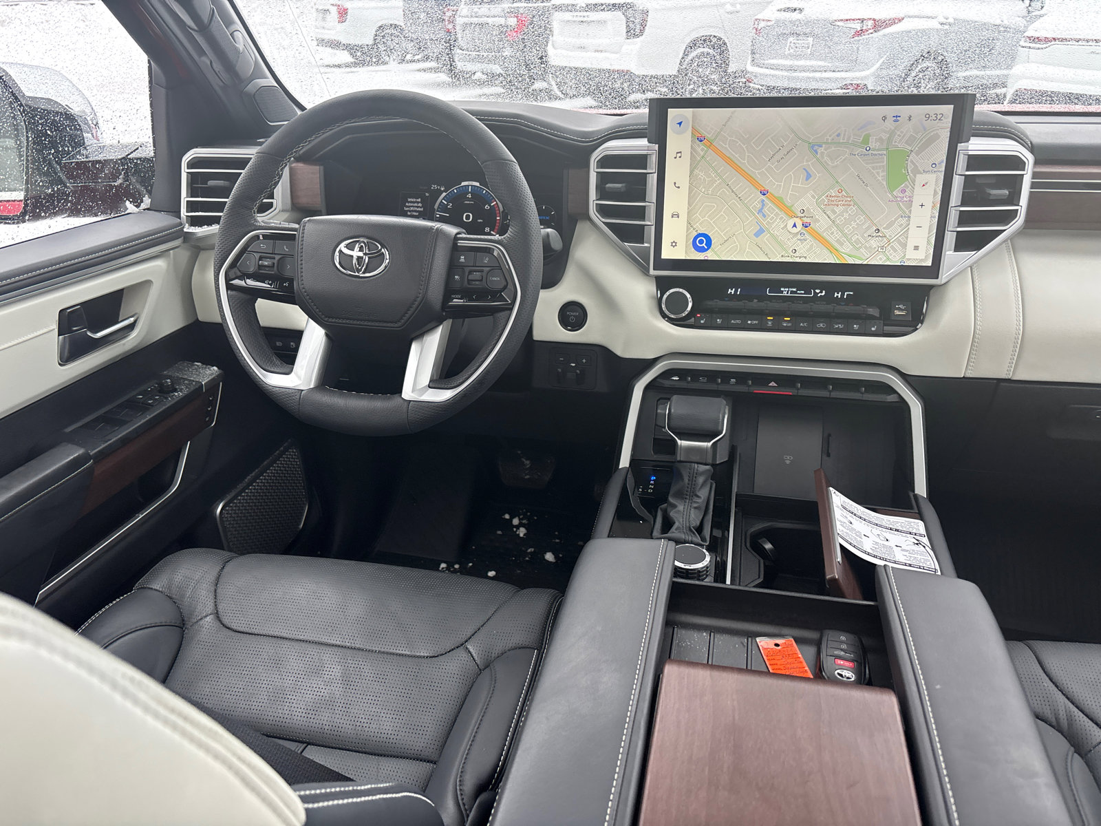 Used 2025 Toyota Sequoia Capstone image 30