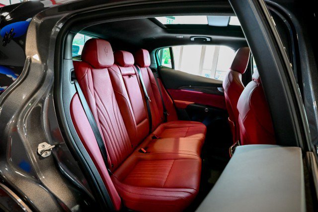 Used 2023 Maserati Grecale Modena AWD/4WD image 24