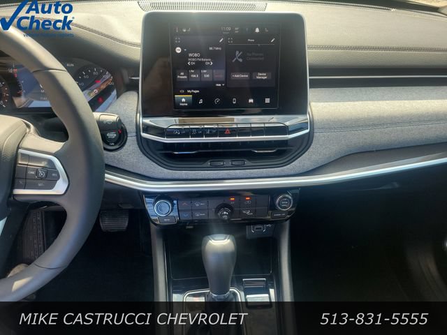 Used 2025 Jeep Compass Latitude AWD/4WD image 17
