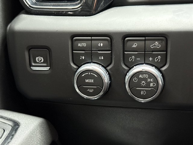 Certified 2026 GMC Sierra 1500 AT4 w/ AT4 Premium Package AWD/4WD image 22
